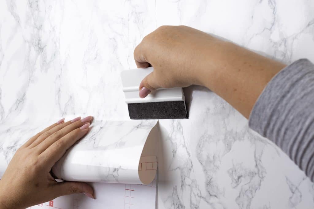 Kitchen backsplash DIY: Transform your space easily